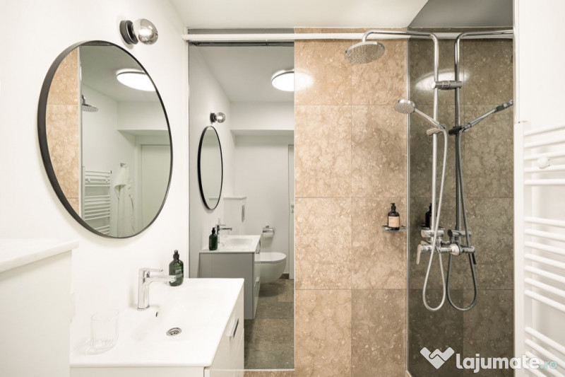 Vand Apartament 3 Camere Cladirea Stela, Nicolae Balcescu 80A 