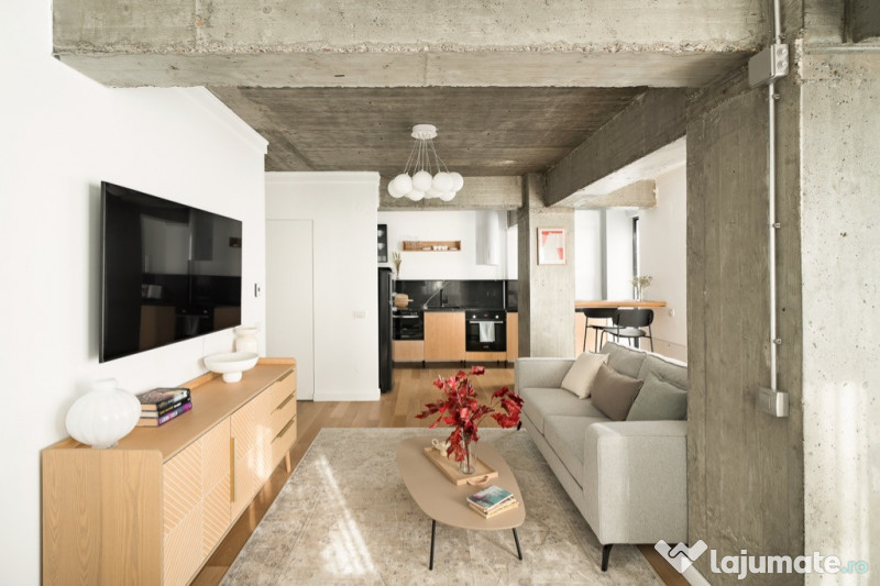 Vand Apartament 3 Camere Cladirea Stela, Nicolae Balcescu 80A 