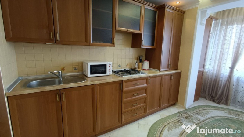 Garsoniera de inchiriat in zona Dristor