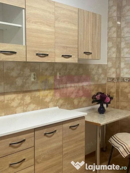 Inchiriere 2 camere B-dul Chisinau - stradal 