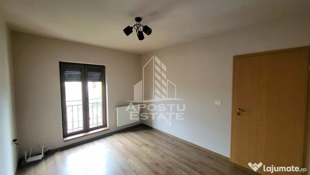 Duplex modern,cu 4 camere,2 bai,Dumbravita Cora