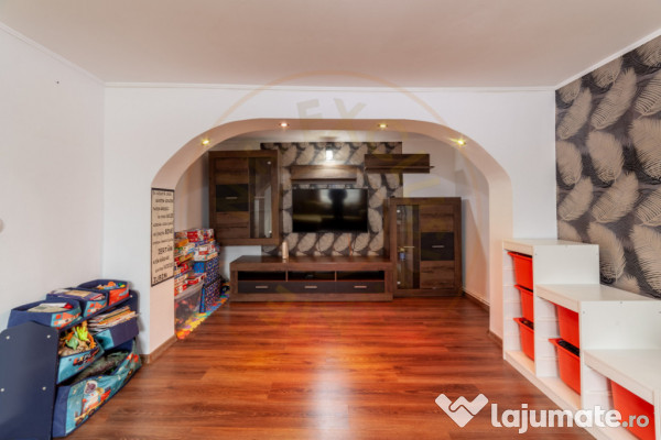 2 case individuale in Com. Titesti sat Bucsenesti-Lotasi- ju