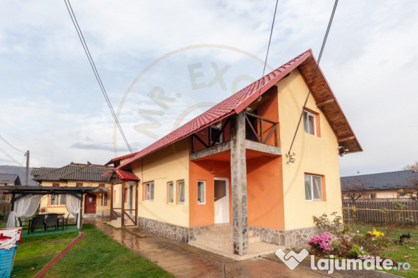 2 case individuale in Com. Titesti sat Bucsenesti-Lotasi- ju