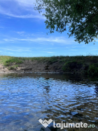 Casa si spatiu comercial in Singureni, Giurgiu