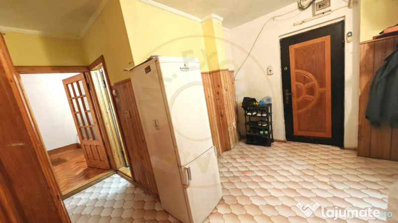 Apartament Mioveni 3 camere