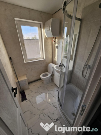 Cameră de cămin cu baie proprie,totul nou