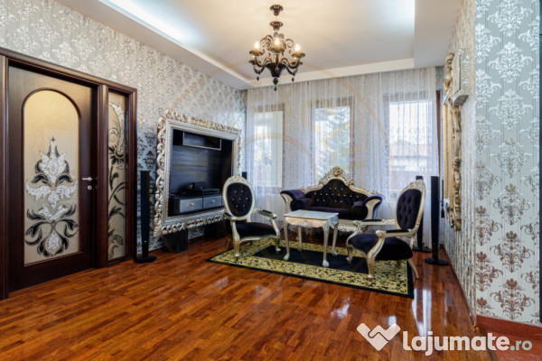 Casa impresionanta - Curte generoasa si Piscina - Otopeni!