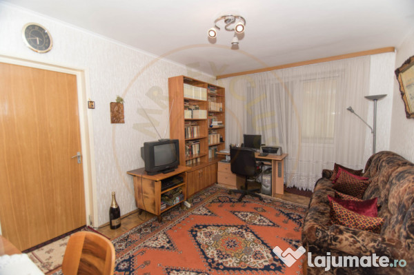 Apartament 3 camere - langa Ramada etaj 1