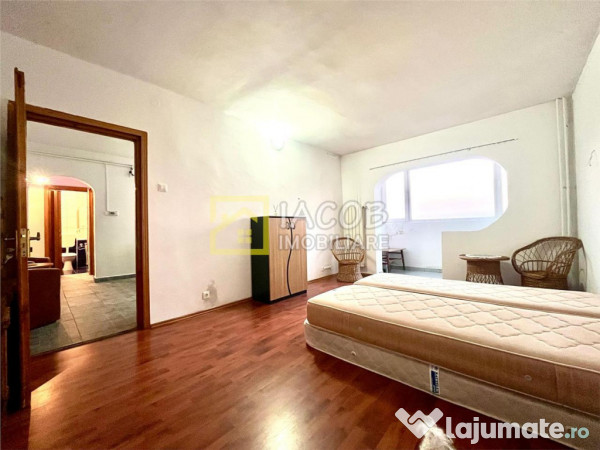 Apartament decomandat, 2 camere, etaj 3, str. Milcov , Bacau