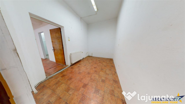 Rezidential Investitional: apartament 2 camere si garaj pro