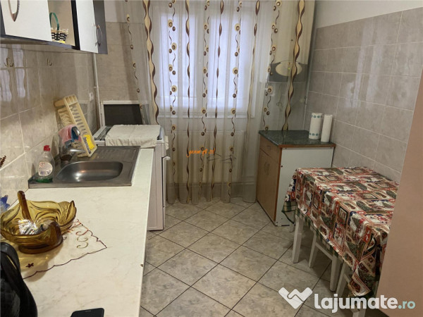 Apartament 2 camere ,56 mp, zona Longinescu , decomandat, im