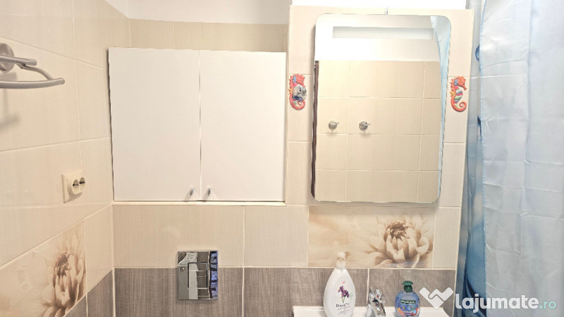 Inchiriez apartament 3 camere decomandat in Deva, zona I, Maniu 