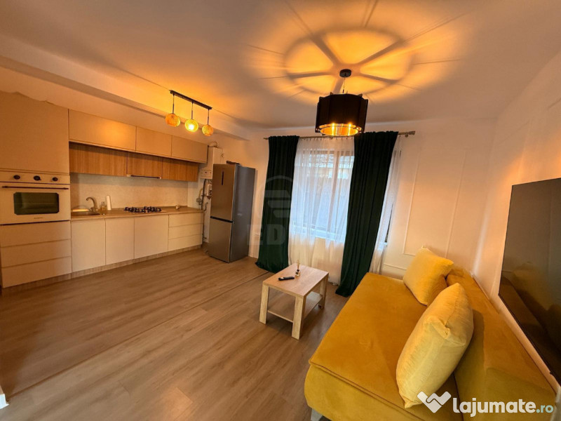 Casă duplex de închiriat – 3 camere, curte proprie – Zona Eroilor