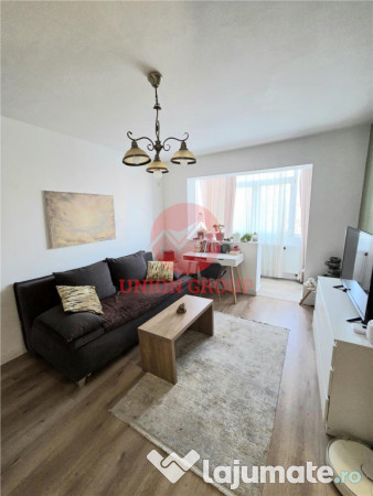 Apartament 3 Camere, Semidecomandat, Zona Dacia