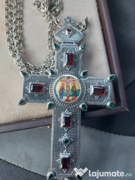 Cruci Pectorale din Argint masiv. lucrate manual. 