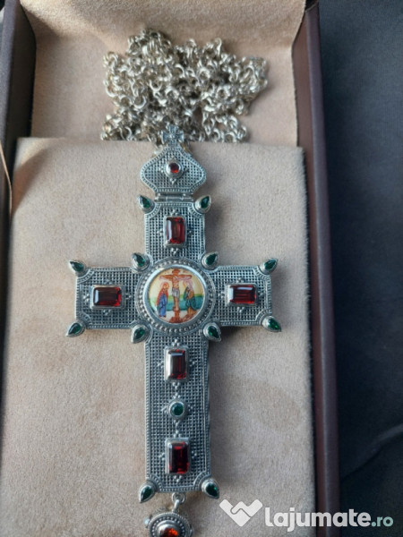 Cruci Pectorale din Argint masiv. lucrate manual. 