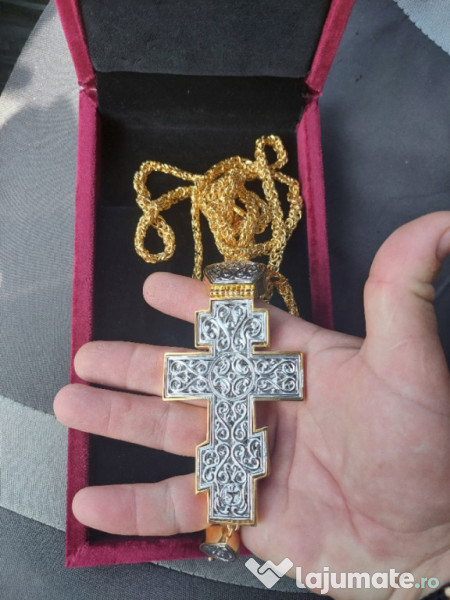 Cruci Pectorale din Argint masiv. lucrate manual. 