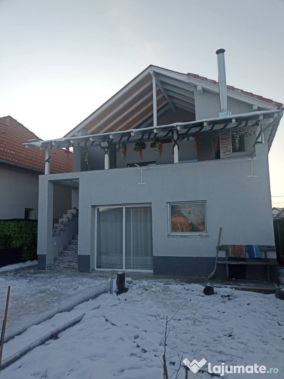 De vânzare casa particulara în Chichis