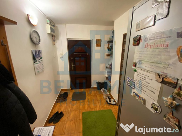 Apartament 3 camere semidecomandat, parter, Lapus, centra... 