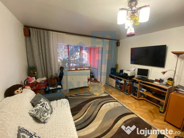 Apartament 3 camere semidecomandat, parter, Lapus, centra... 