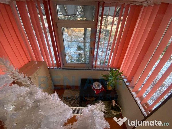 Apartament 3 camere semidecomandat, parter, Lapus, centra... 