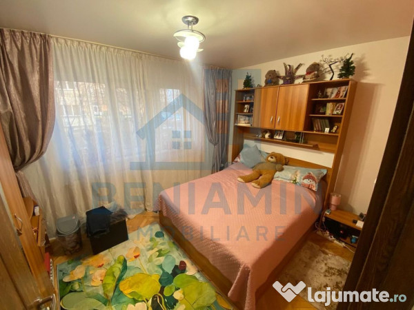 Apartament 3 camere semidecomandat, parter, Lapus, centra... 