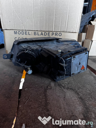Far Dreapta xenon VW Passat b6 