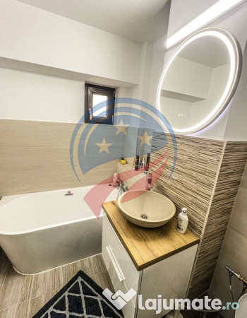 Inchiriez apartament central doua camere