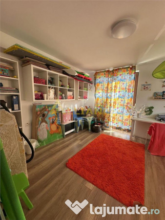 Casa - 370.000eur - 6 Dormitoare living