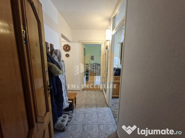 Apartament 3 camere Strada Gloriei Tractoru Brasov