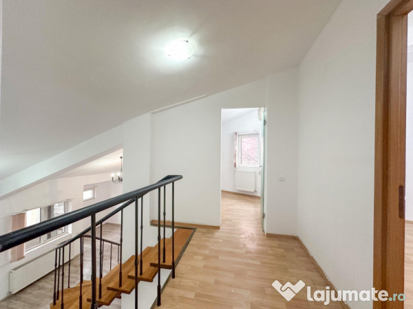 La doi pasi de Universitate - nu doar un birou ci un statut