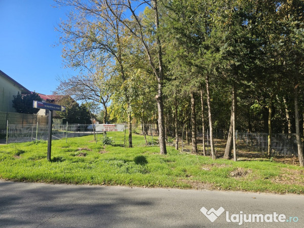 Teren 500mp JUPITER–str.FERDINAND colț str.CAROL-vedere la mare et.1 