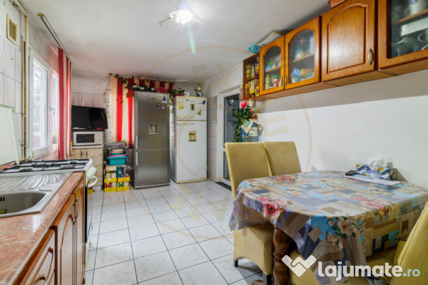 Casă 4 camere CFR Progresul 