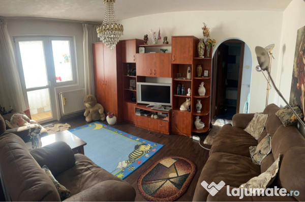 Apartament cu 2 camere central aproape de Spitalul Orășenesc 