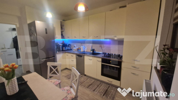 Apartament 2 camere ,58 mp utili, terasa mare, decomandat ,m 