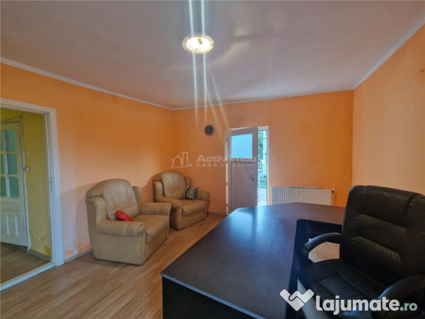 Resita Chirie Sp.Birou 3 Cam.Central 