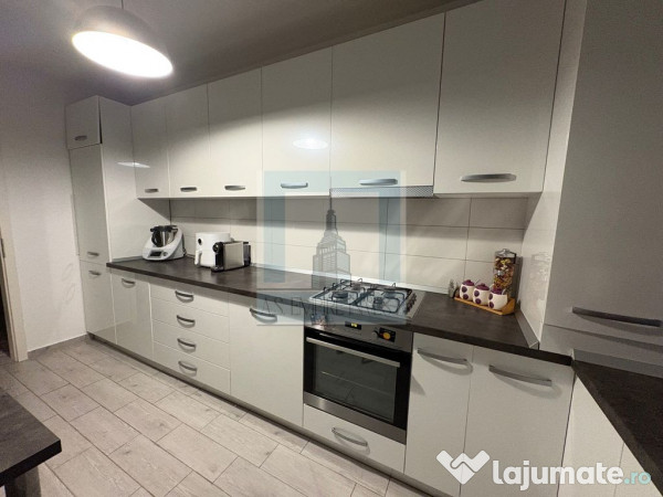 Apartament 2, 5 camere, decomandat, Avantgarden Bartolome... 