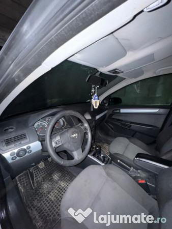 Opel astra h 1.9 ctdi 