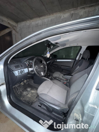 Opel astra h 1.9 ctdi 