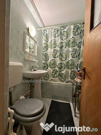 Dristor Apartament 3 Camere Spatios cu Balcon 