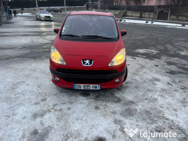 Peugeot 3008 automat 1.4i impecabil garantie 