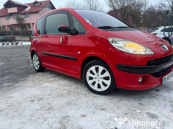 Peugeot 3008 automat 1.4i impecabil garantie 