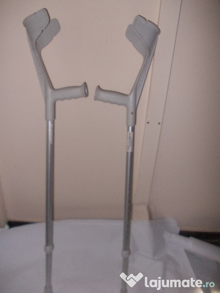 Carje antebrat reglabile, dizabilitati handicap, batran,carja ALUMINIU