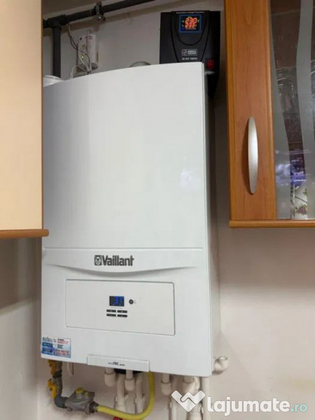 Poarta 6 liceul Blaga- apartament 4 camere decomandat cu ...