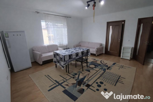 Apartament cu 3 camere, Miroslava, etaj 1, bloc 2015