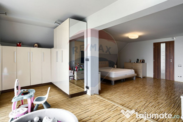 Casă modernă și spațioasă cu piscină,saună și sal... 