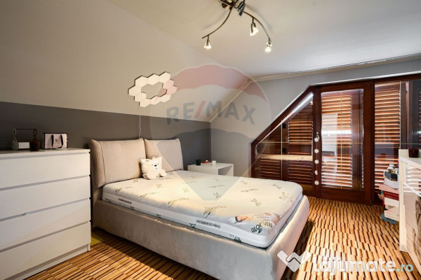 Casă modernă și spațioasă cu piscină,saună și sal... 