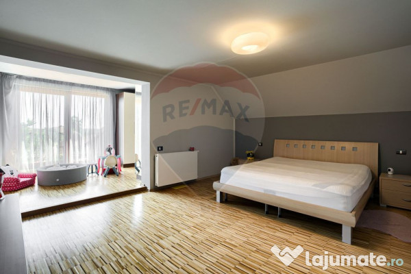 Casă modernă și spațioasă cu piscină,saună și sal... 