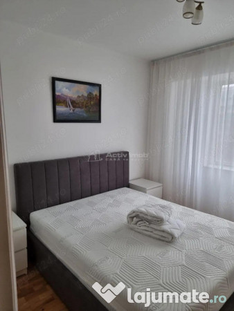 3 camere - 2 bai - decomandat - bloc 2002 - loc parcare 