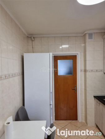 3 camere - 2 bai - decomandat - bloc 2002 - loc parcare 